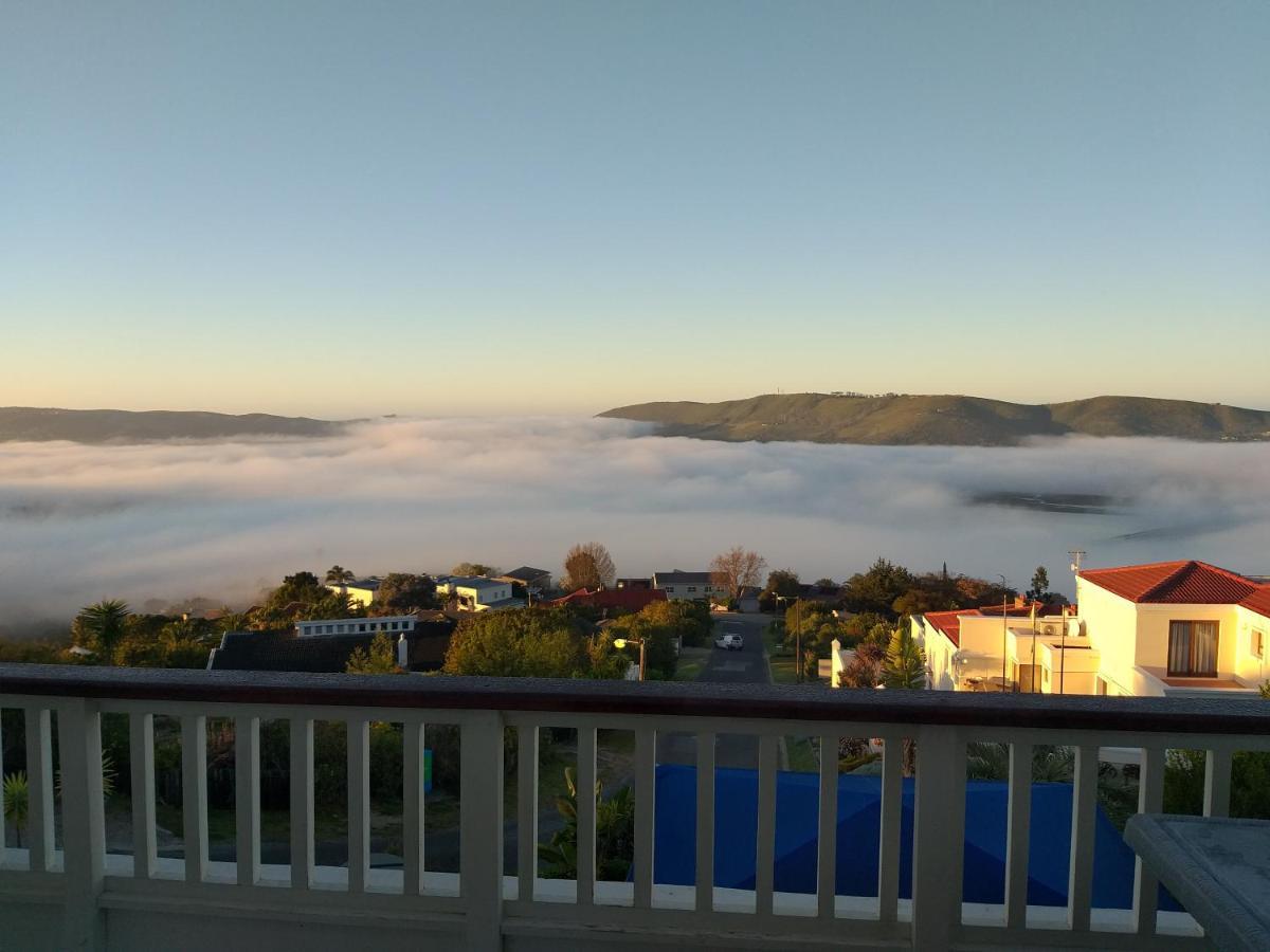 Blue Oyster Bed And Breakfast Книсна Екстериор снимка